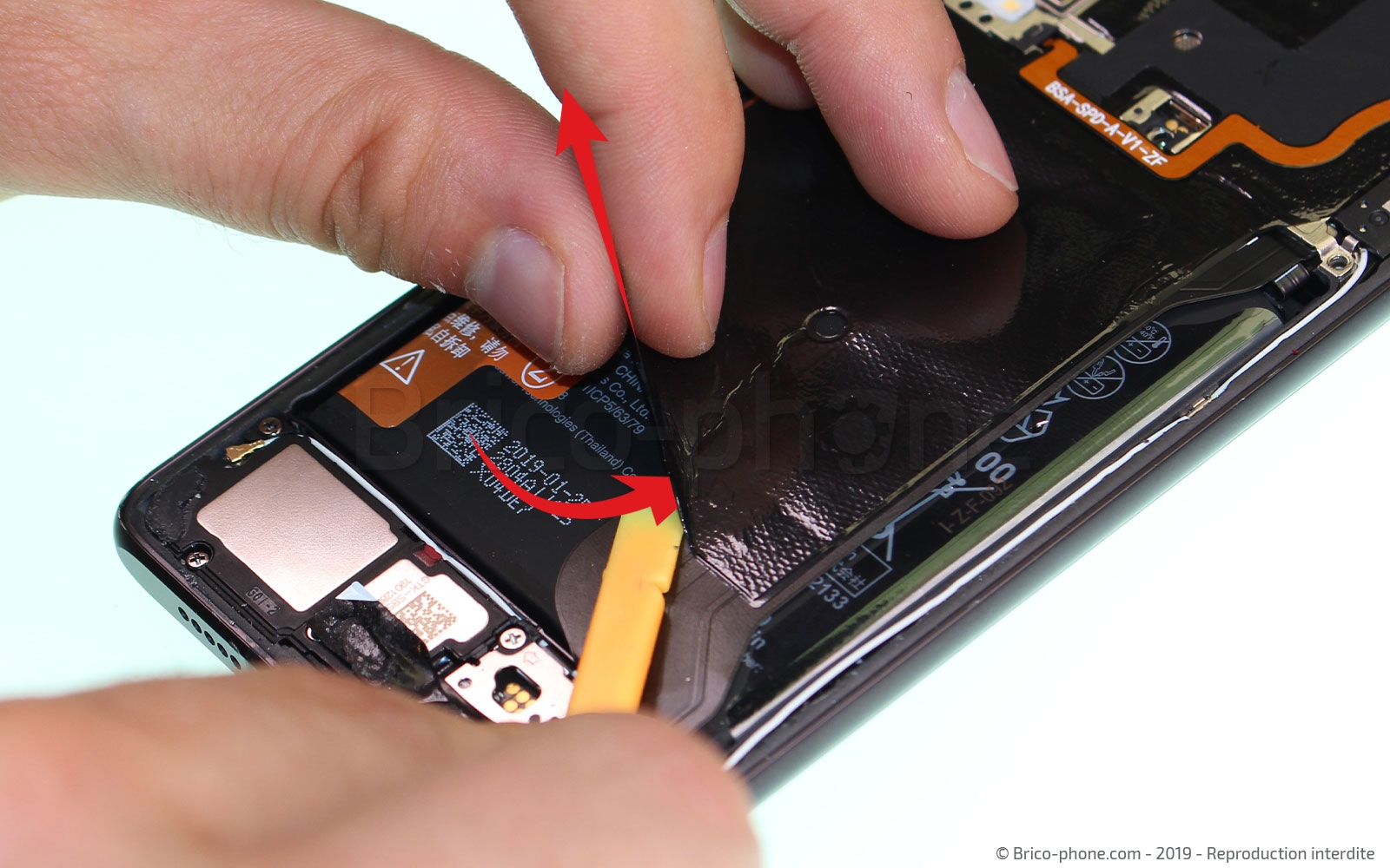 Changement du connecteur de charge sur P30 photo 1