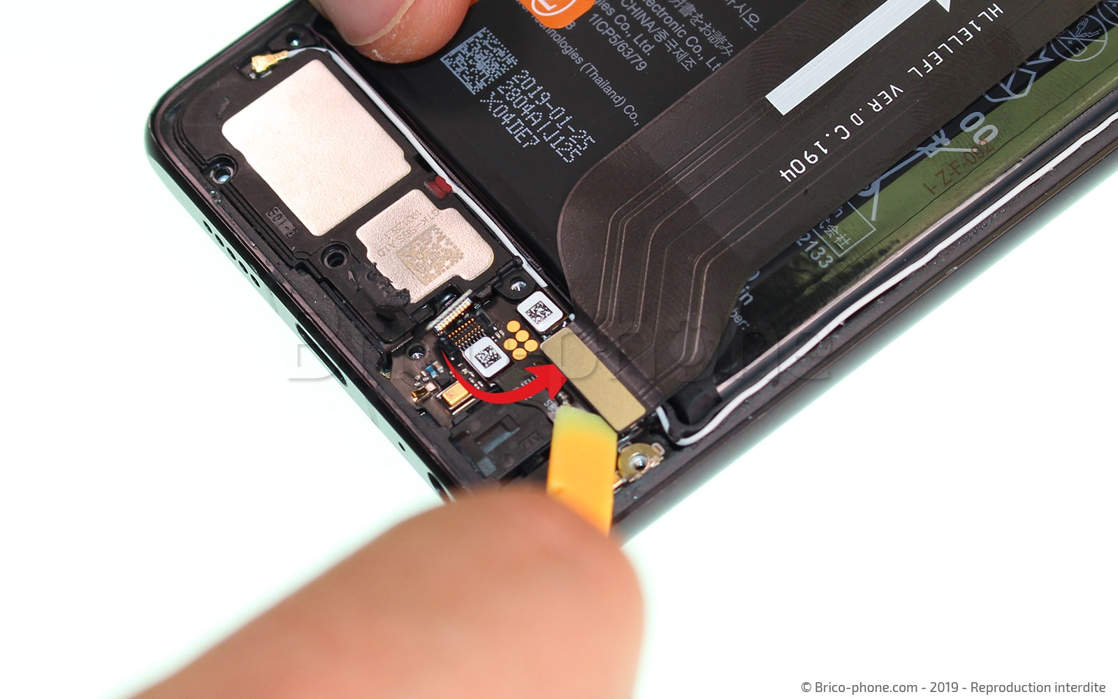 Changement du connecteur de charge sur P30 photo 1