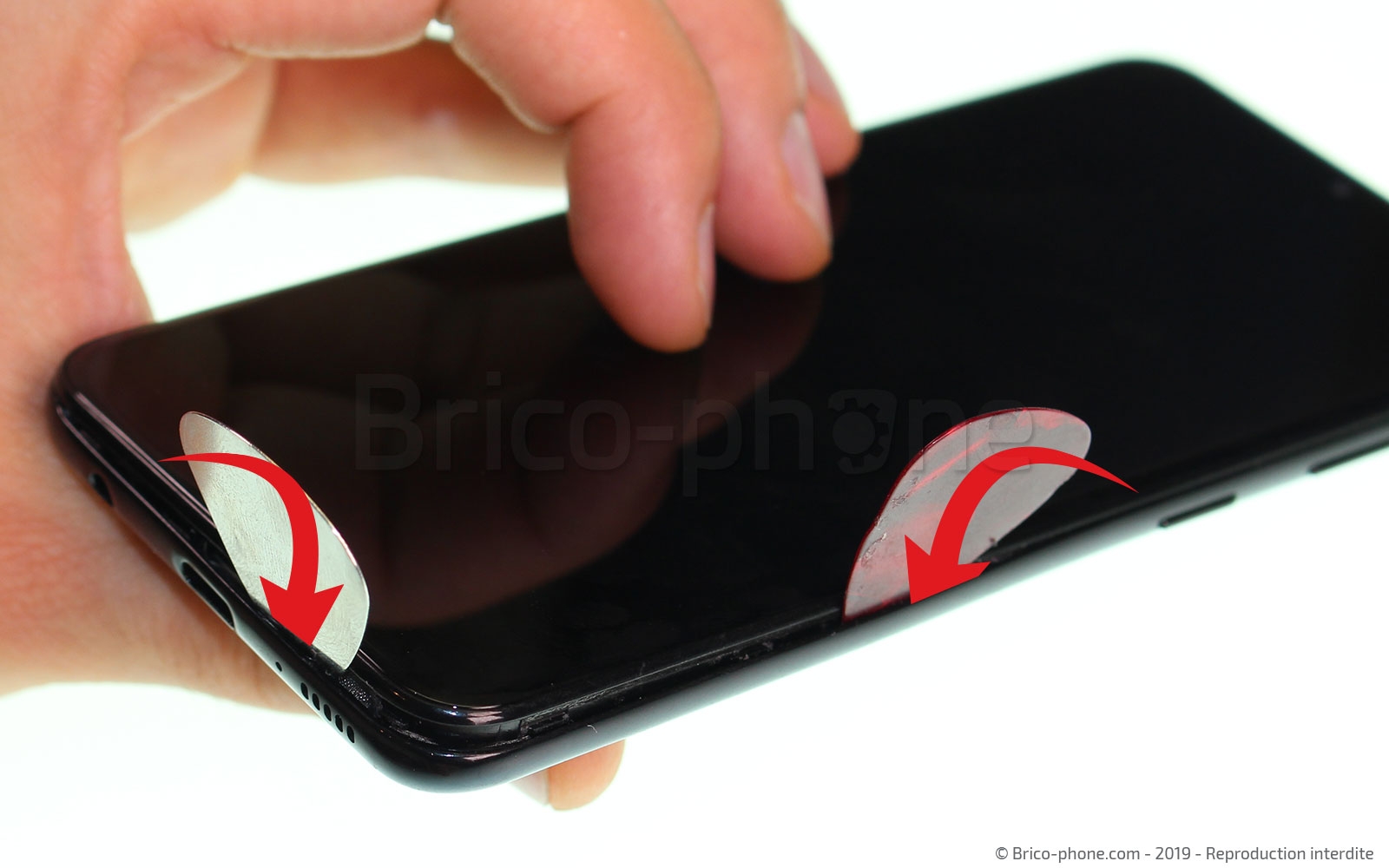 Changement de batterie sur Galaxy A20e photo 4