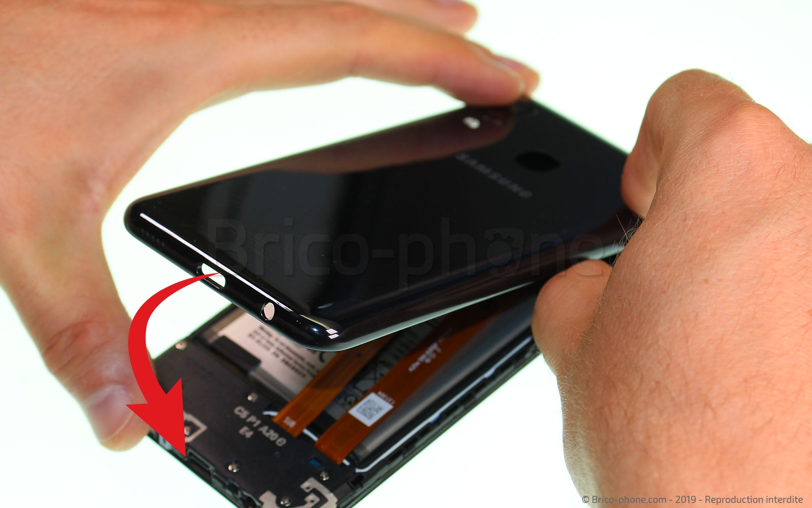 Changement de dock sur Galaxy A20e photo 1