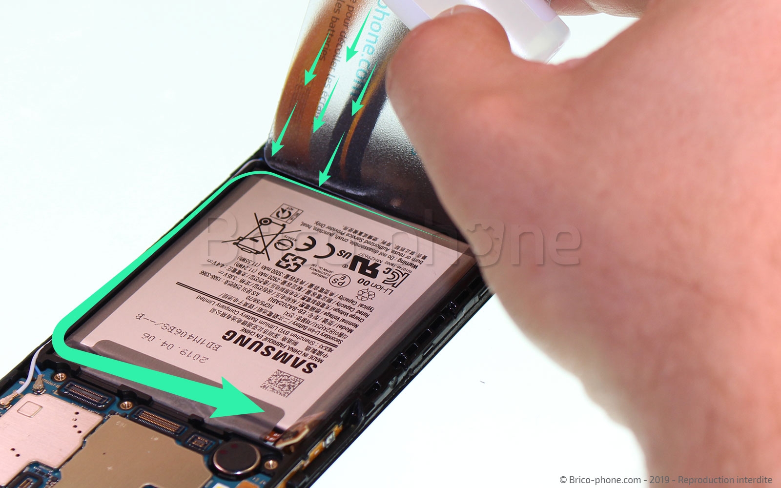 Changement de bloc écran sur Galaxy A20e photo 2