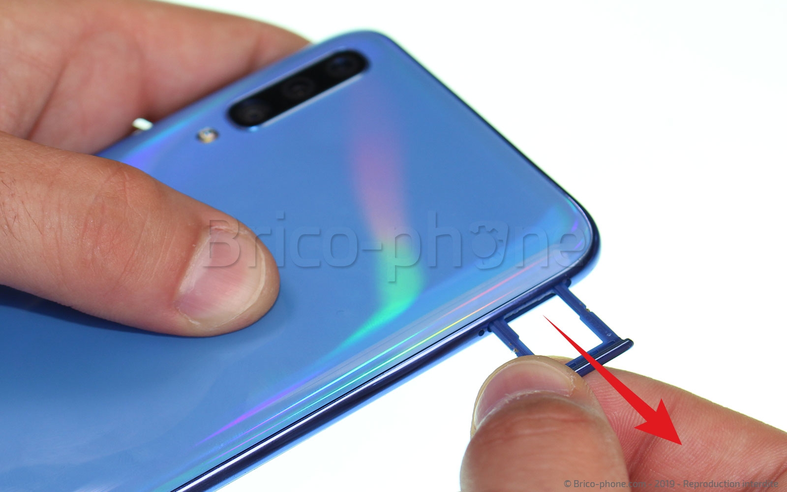 Changement de batterie sur Galaxy A70 photo 3