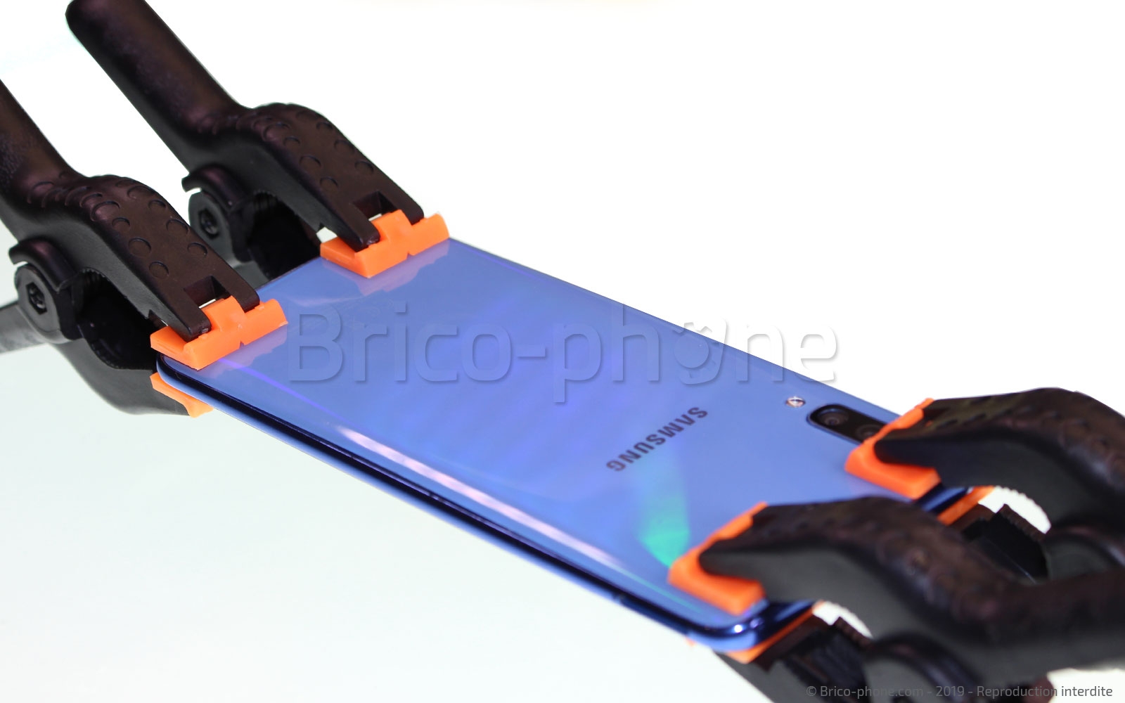 Changement de bloc écran sur Galaxy A70 photo 4