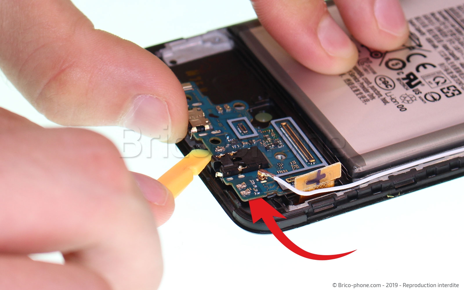 Changement de bloc écran sur Galaxy A70 photo 3