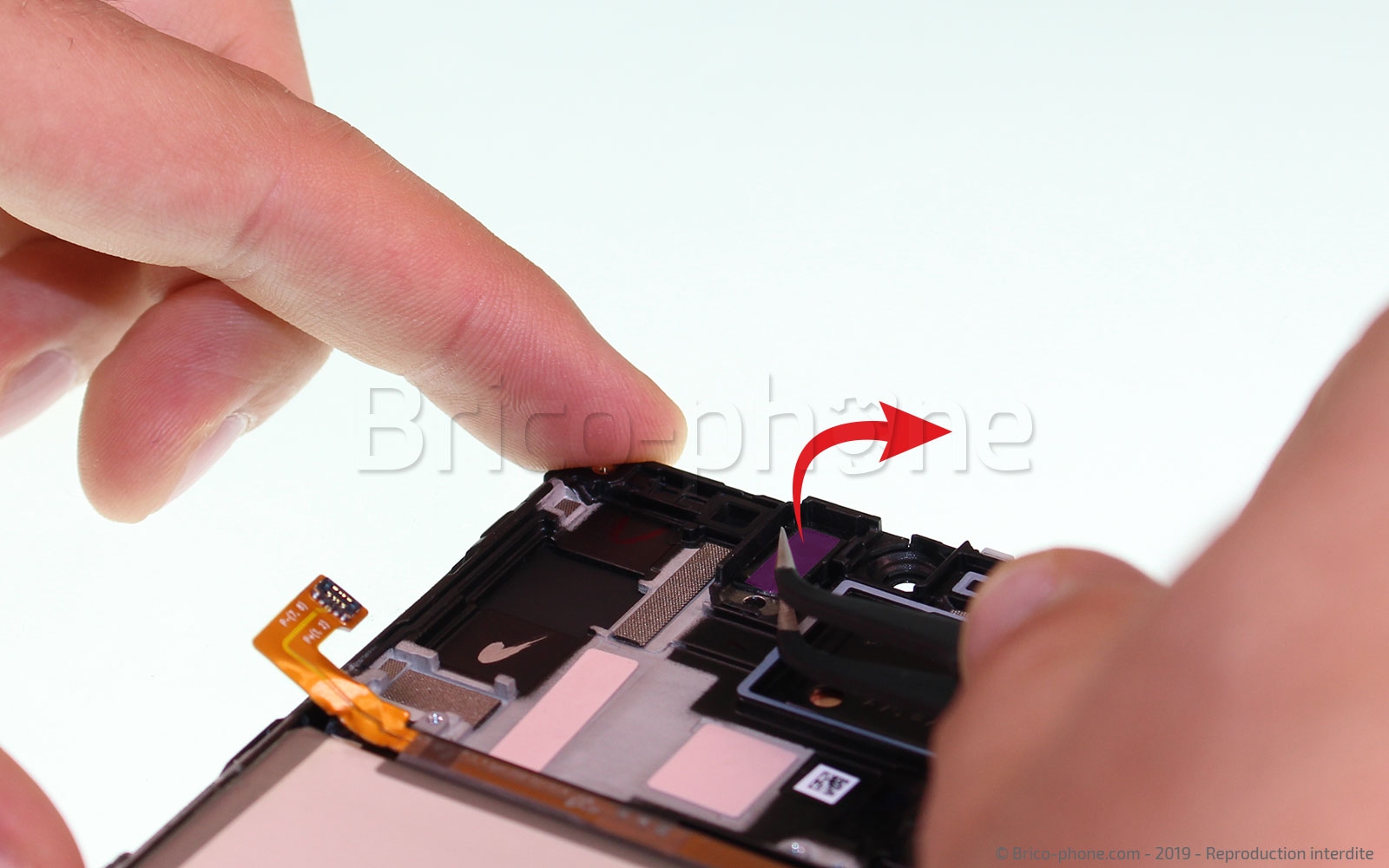 Changement de bloc écran sur Galaxy A70 photo 3