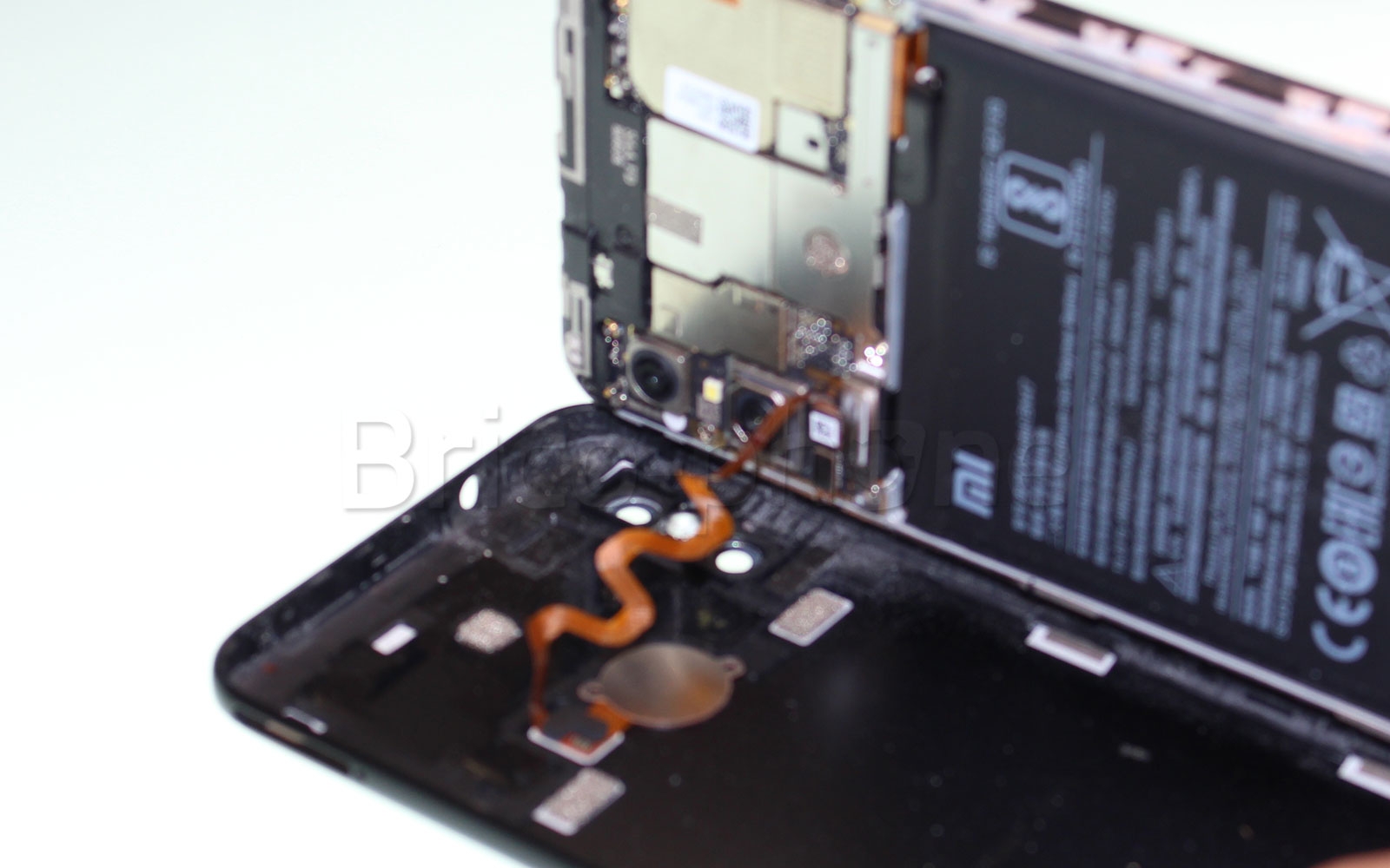 Changement de Batterie sur Mi A2 Lite photo 3