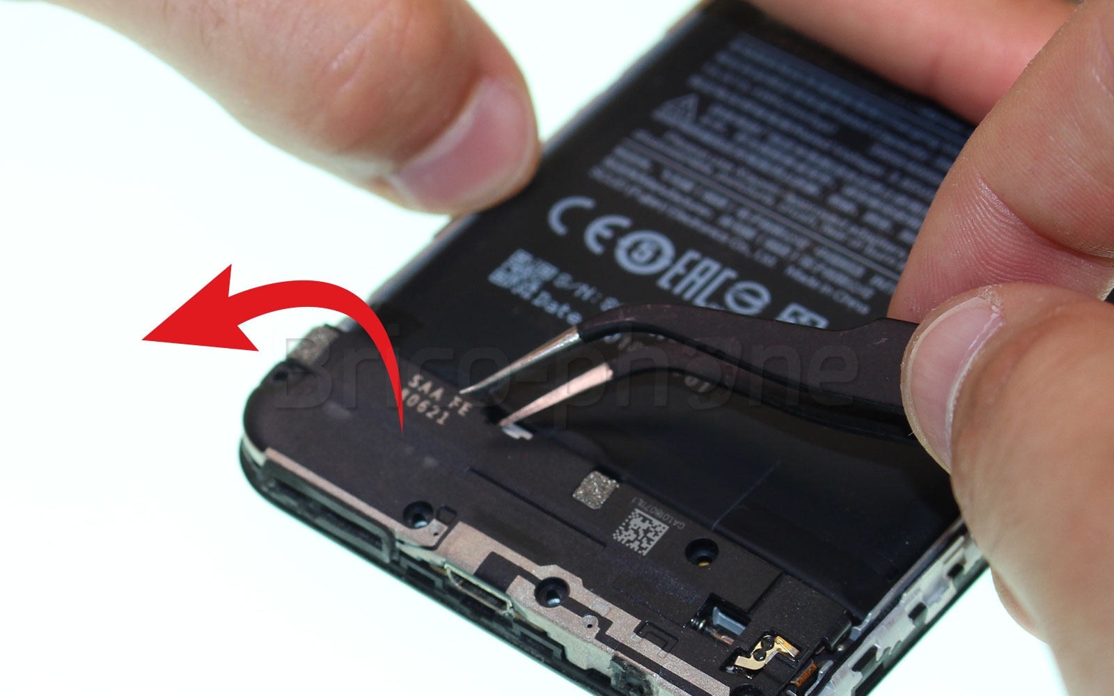 Changement du connecteur de charge sur Mi A2 Lite photo 2