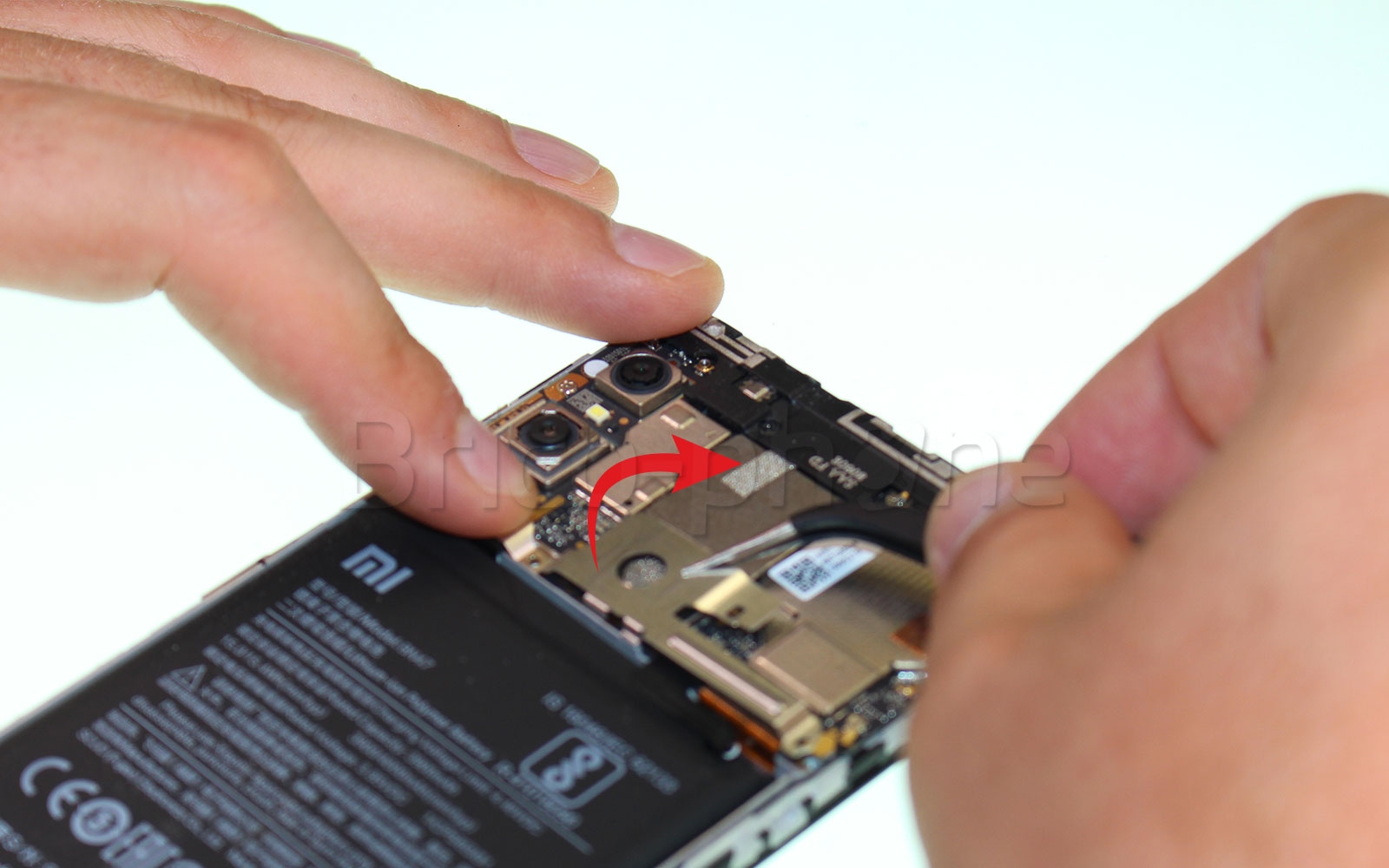 Changement du connecteur de charge sur Mi A2 Lite photo 2