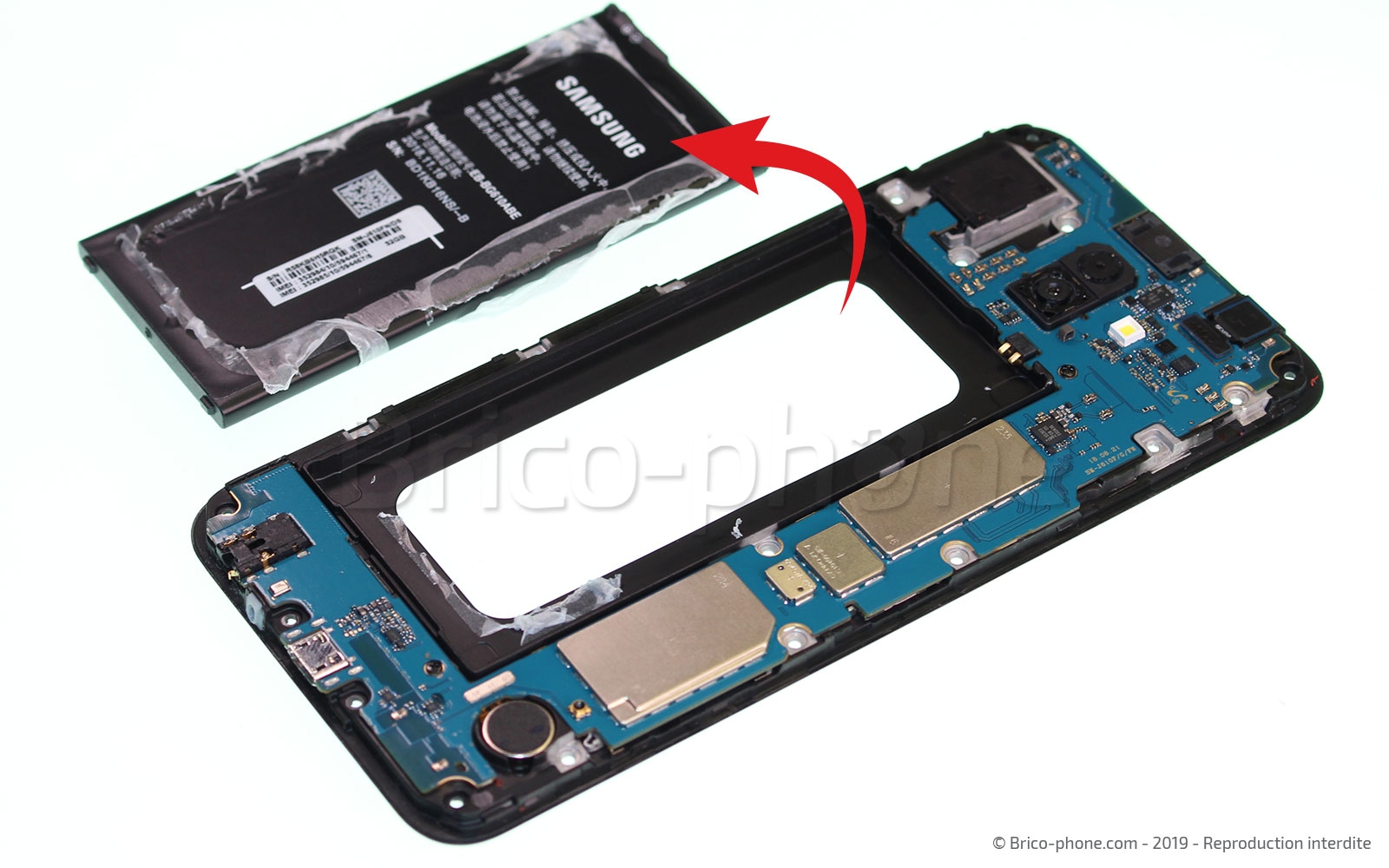 Changement de Batterie sur Galaxy J6 Plus photo 4