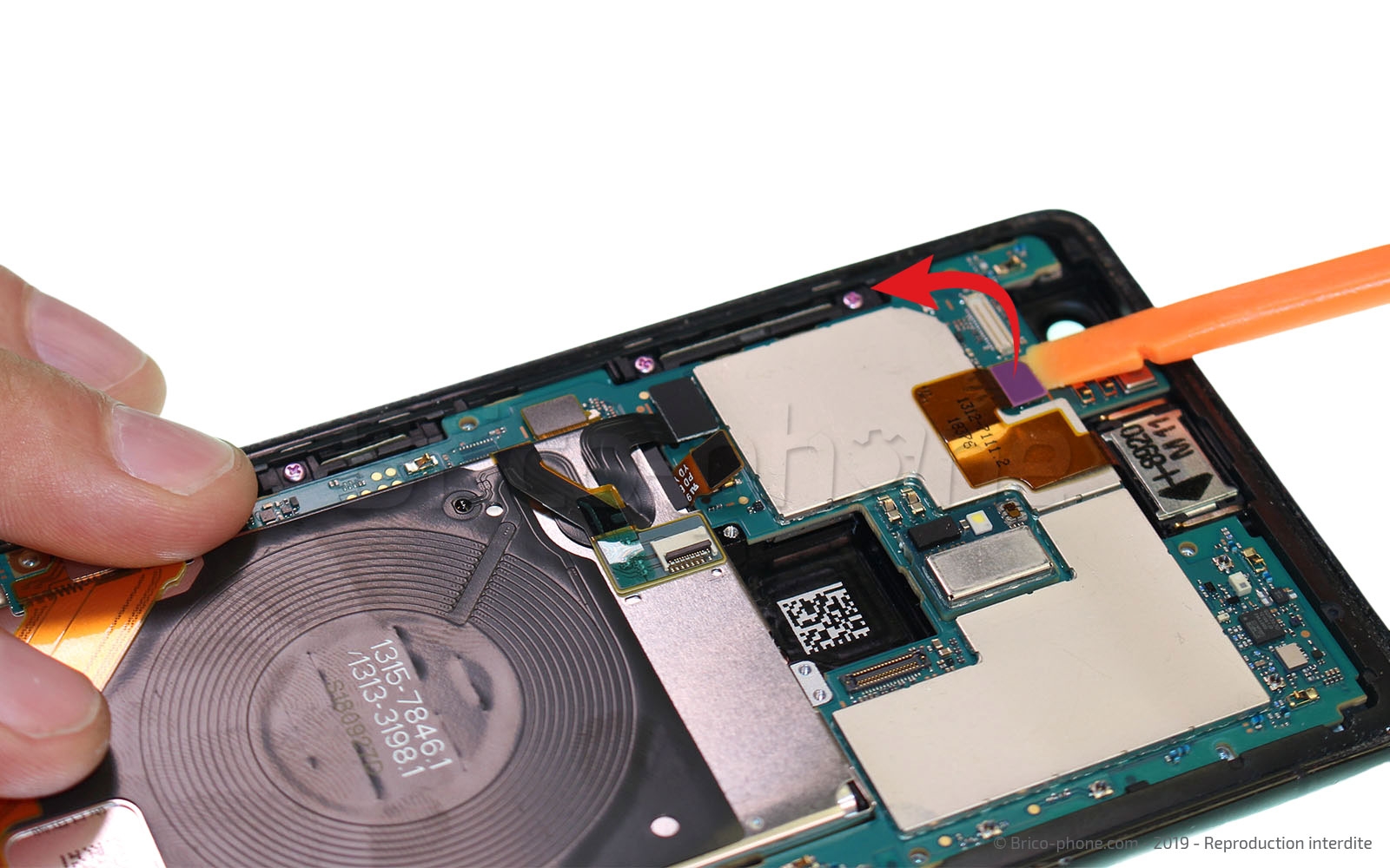 Changement de connecteur de charge sur Xperia XZ3 photo 1