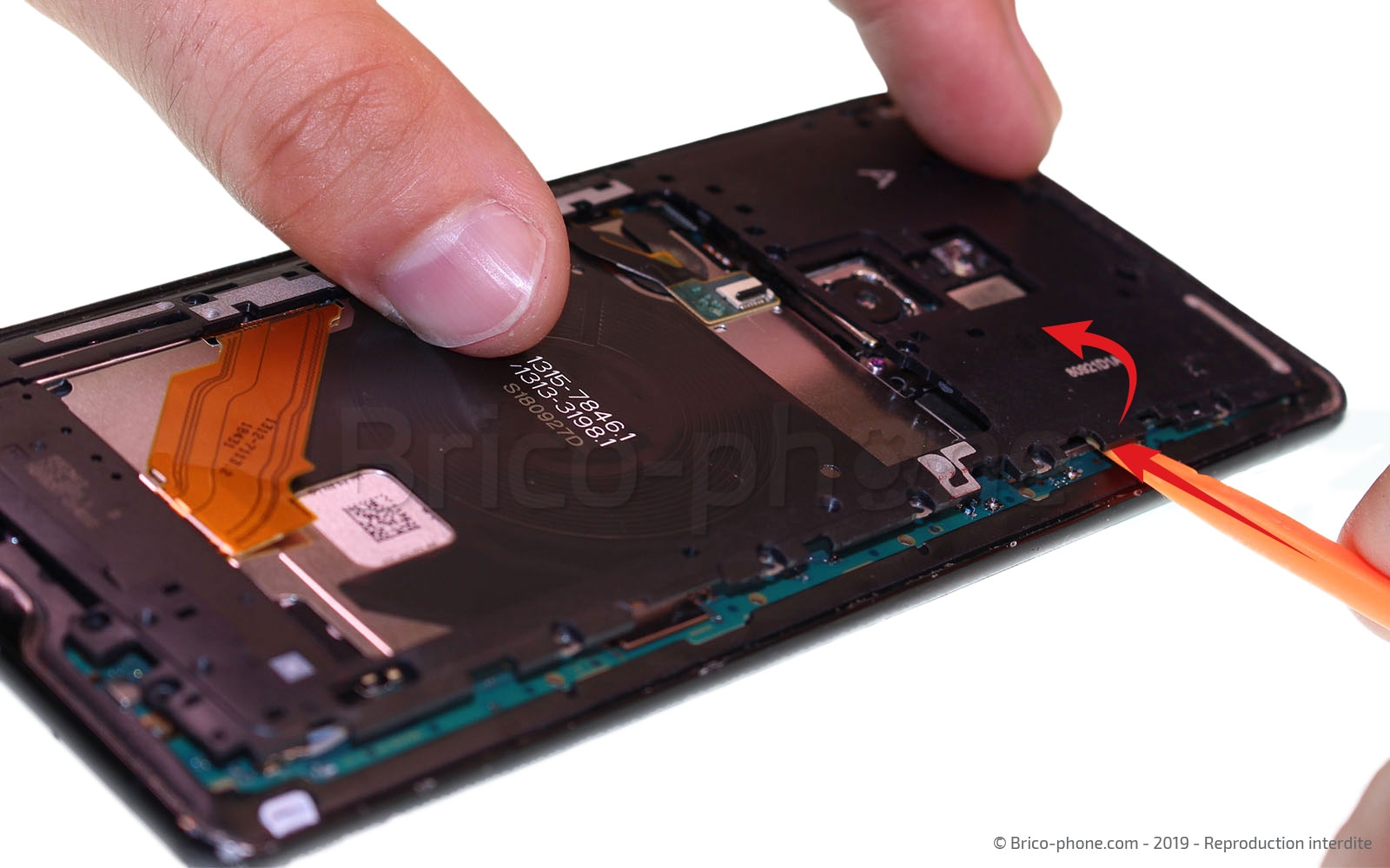 Changement de connecteur de charge sur Xperia XZ3 photo 3