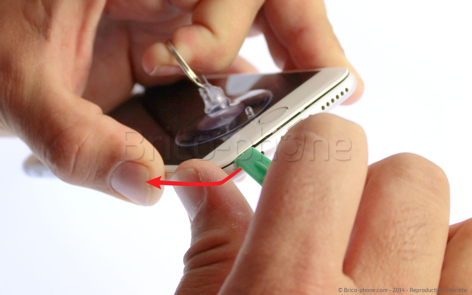 Changement d'écran (vitre+LCD) sans éléments prémontés sur iPhone 6 photo 3