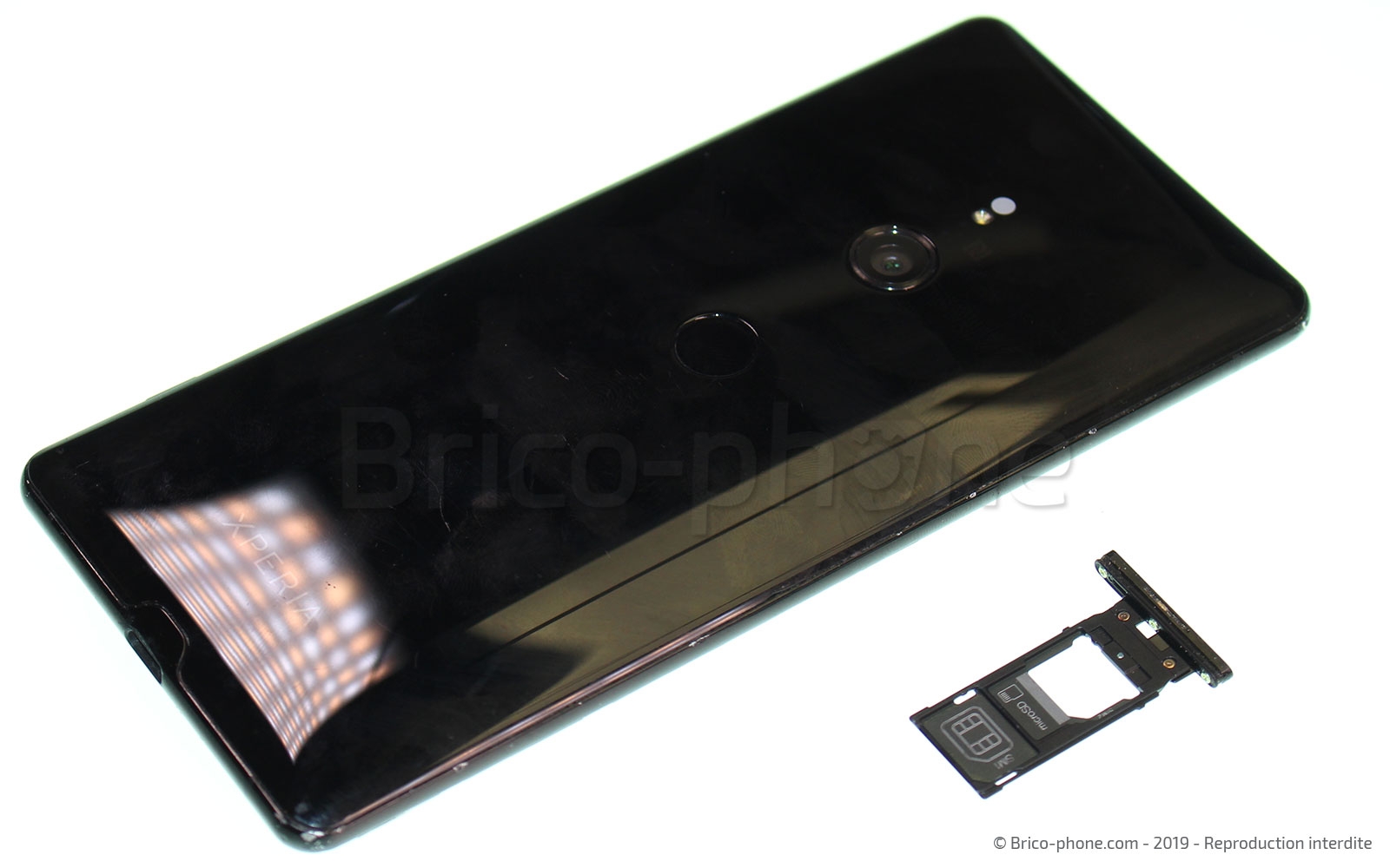 Changement de batterie sur Xperia XZ3 photo 2