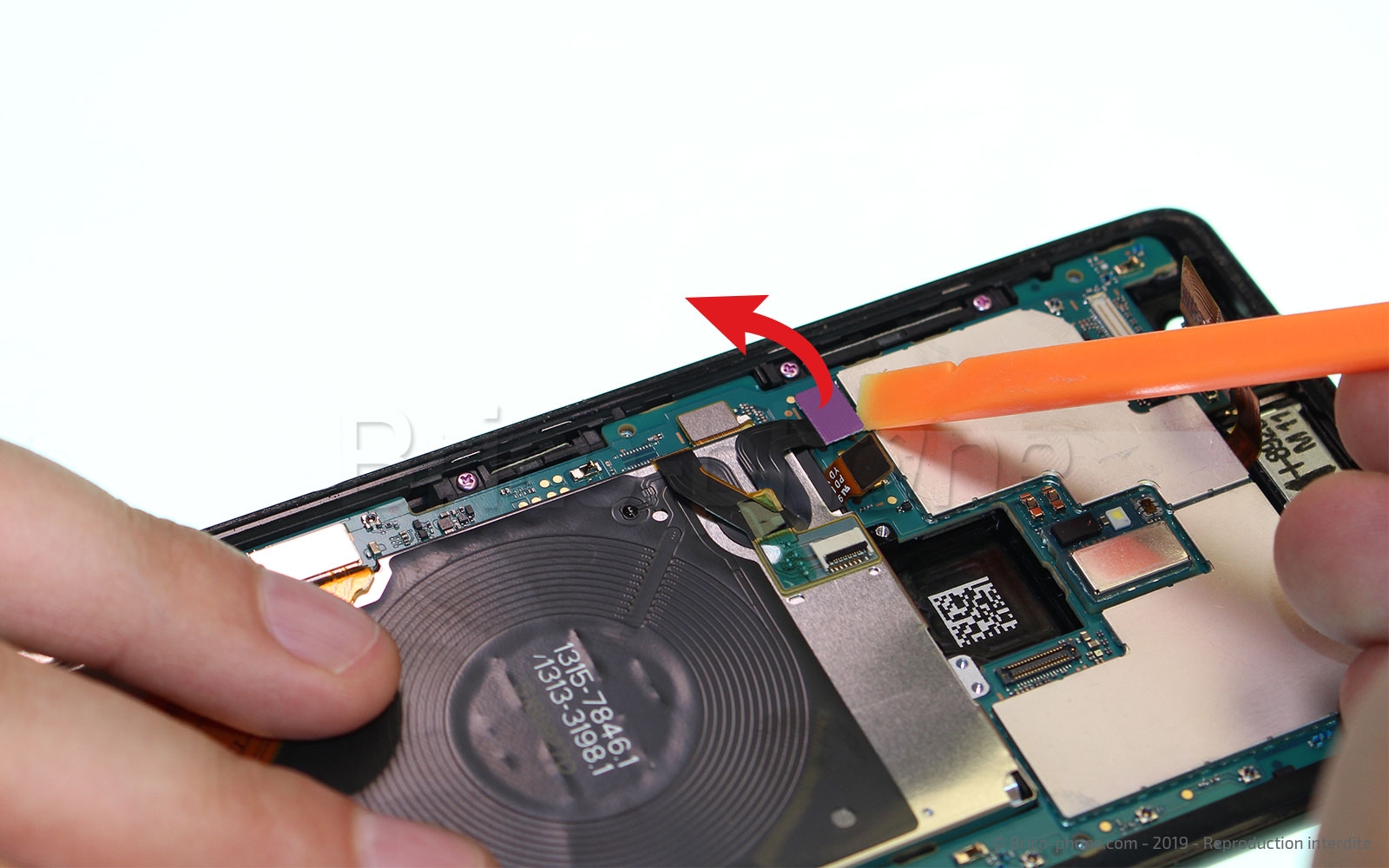 Changement de batterie sur Xperia XZ3 photo 1