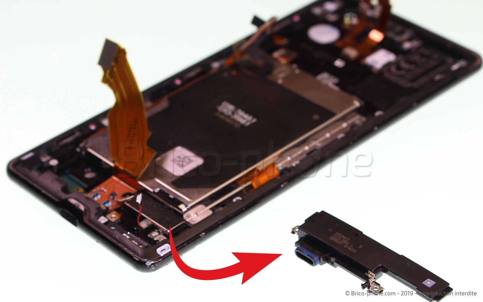 Changement de batterie sur Xperia XZ3 photo 3