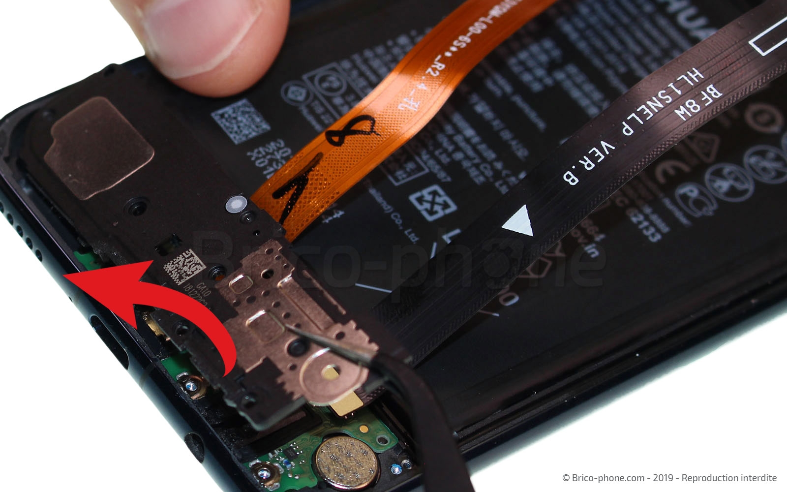 Changement de connecteur de charge sur Mate 20 Lite photo 3