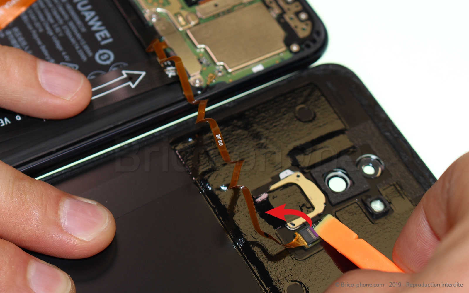 Changement de coque arrière sur Mate 20 Lite photo 3