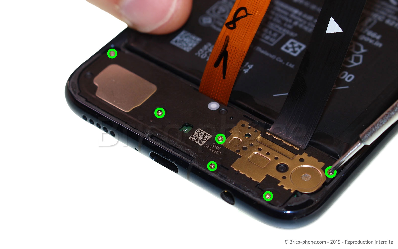 Changement de bloc écran (vitre + LCD) sur Mate 20 Lite photo 1