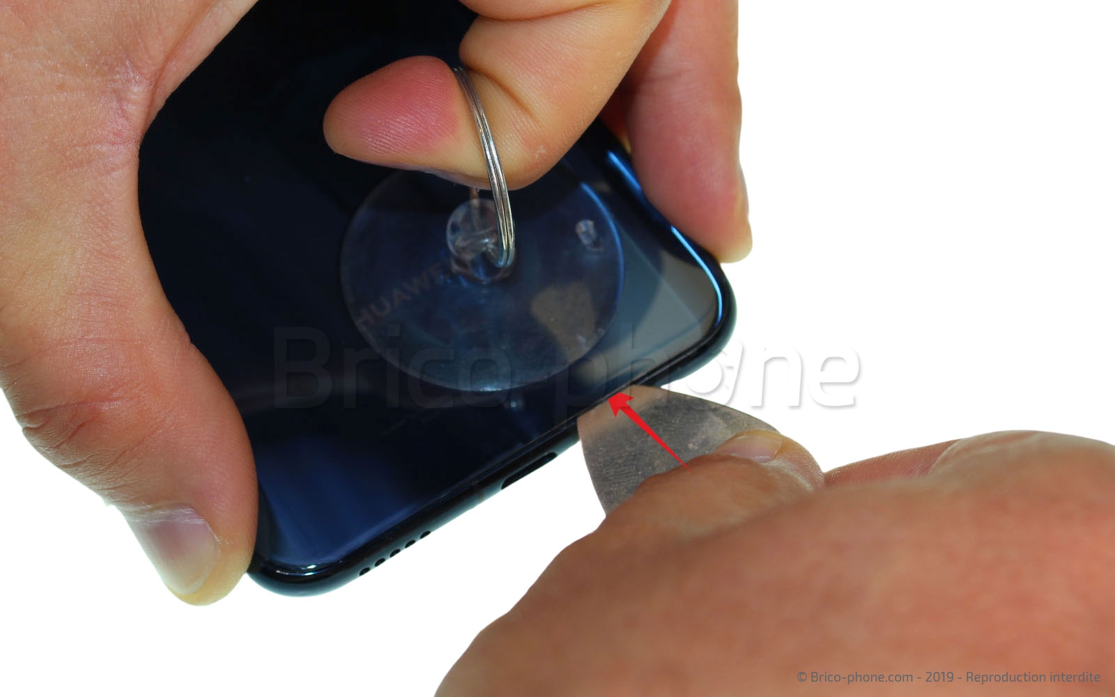 Changement de bloc écran (vitre + LCD) sur Mate 20 Lite photo 1