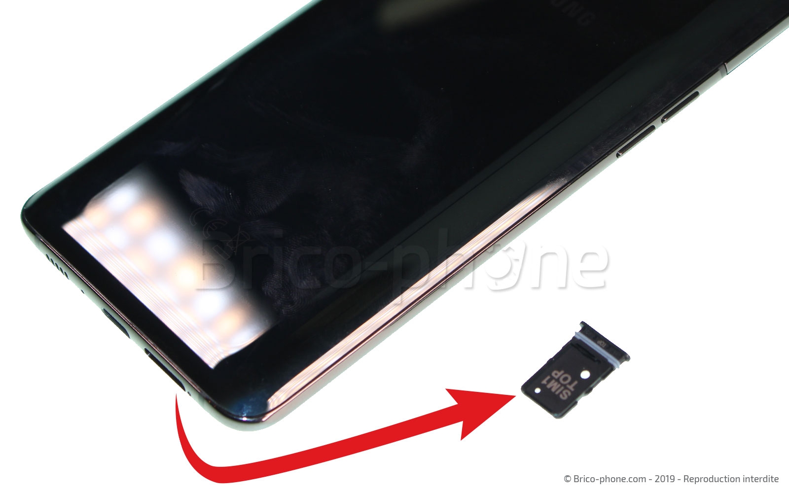 Changement de connecteur de charge sur Galaxy A80 photo 4