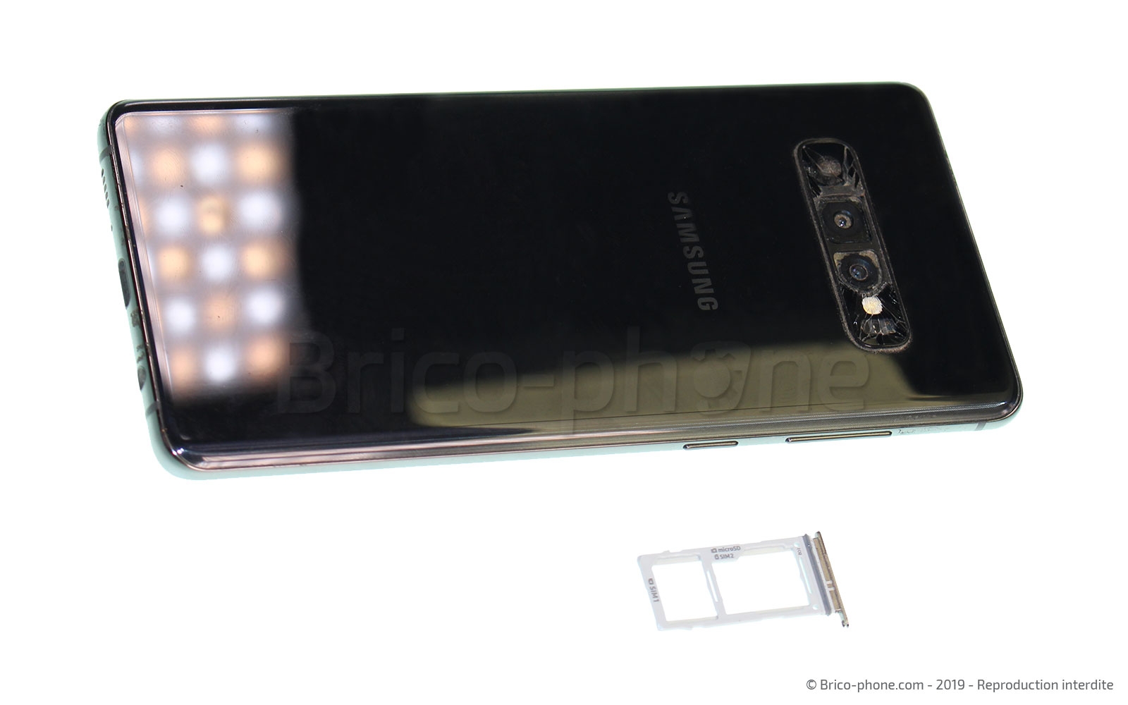 Changement de bloc écran avec châssis sur Galaxy S10 Plus photo 4