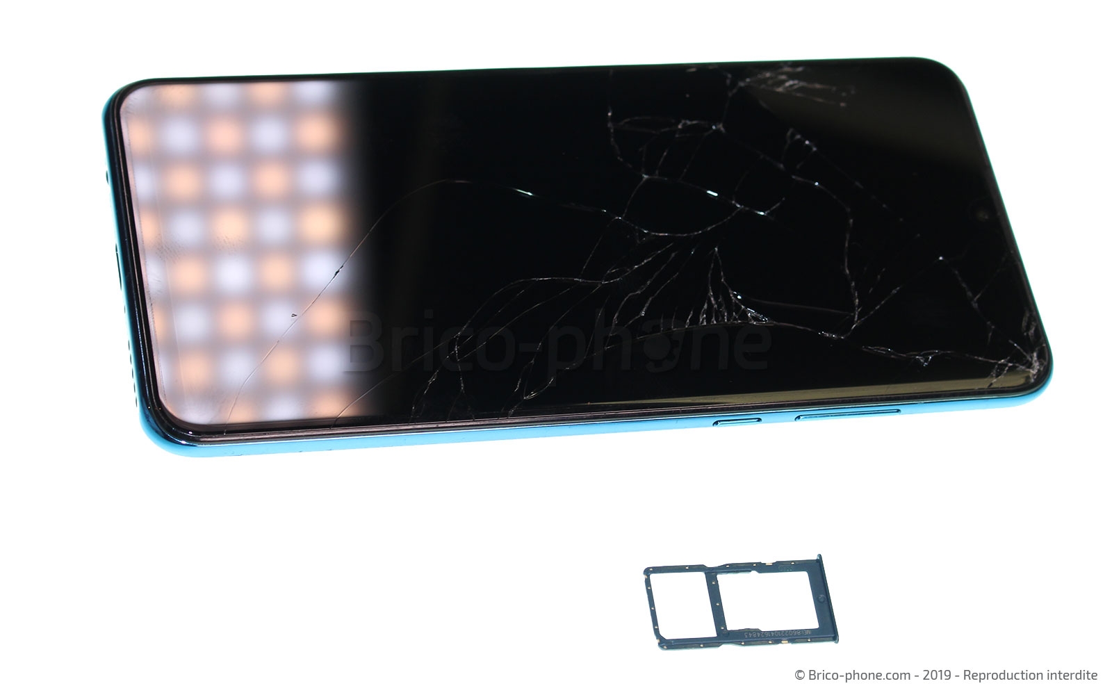 Changement de batterie sur P30 Lite photo 3