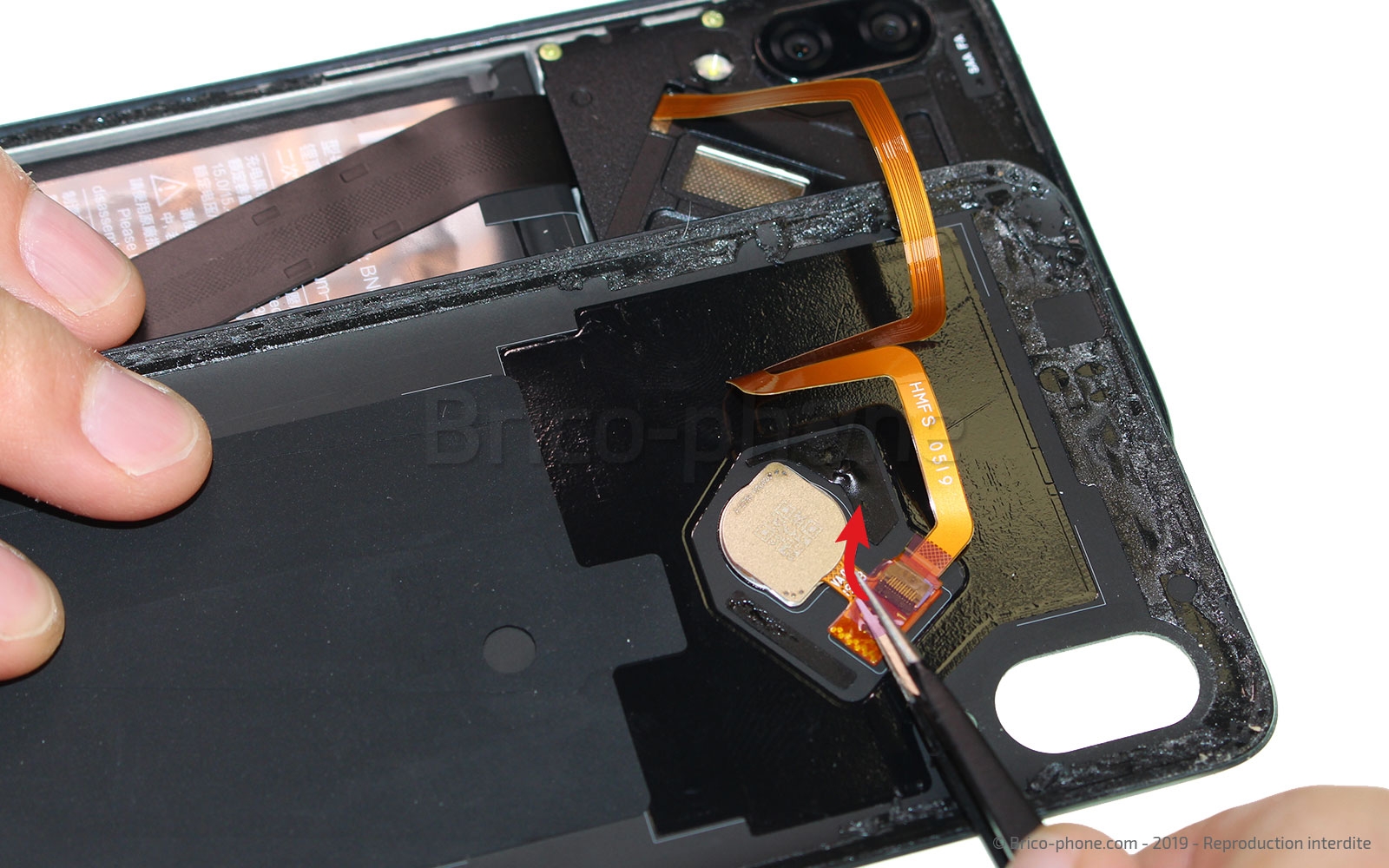 Changement de vitre arrière sur Redmi 7 photo 1