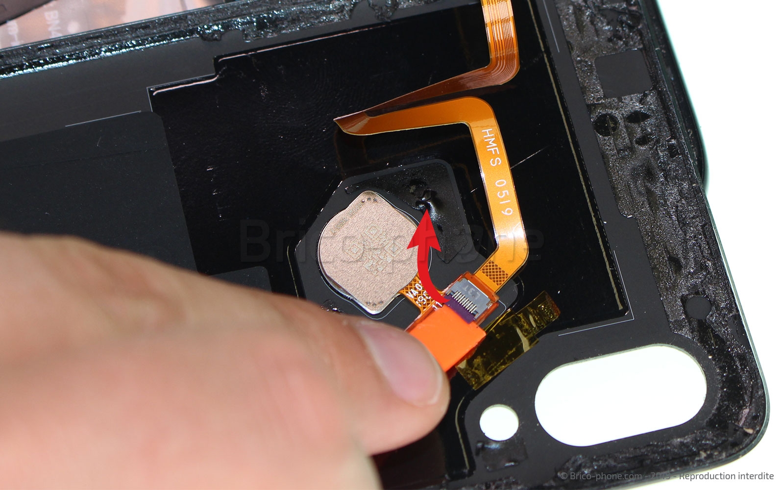 Changement de vitre arrière sur Redmi 7 photo 2