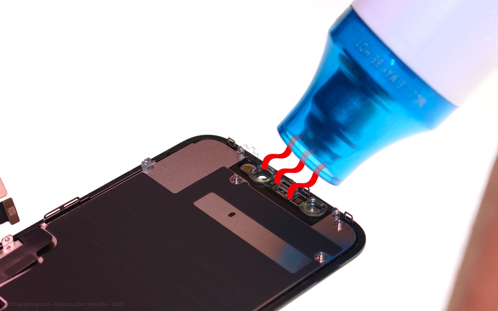 Remplacer l'écran (vitre et LCD) sur iPhone 11 photo 1