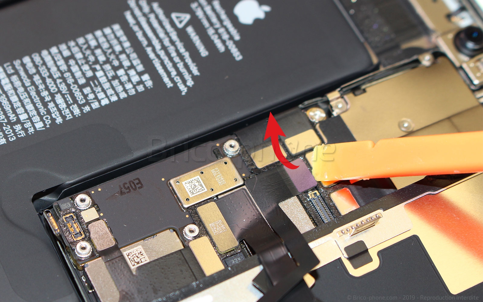 Remplacer la batterie  sur iPhone 11 Pro Max photo 2