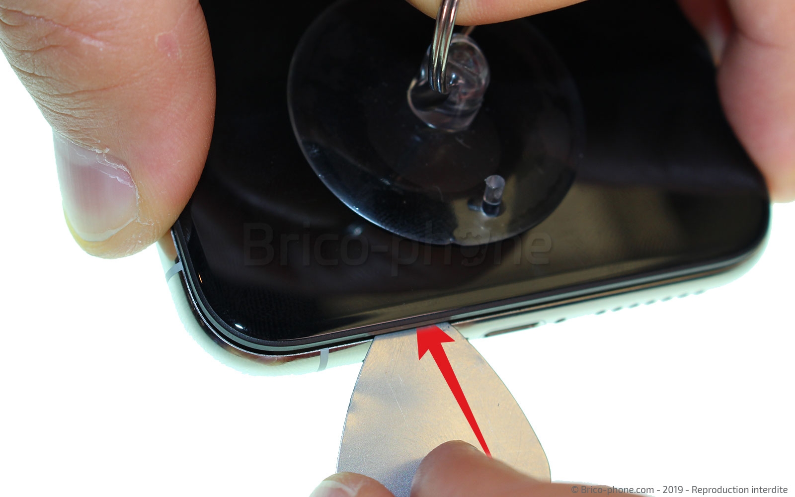 Remplacer la batterie  sur iPhone 11 Pro Max photo 3