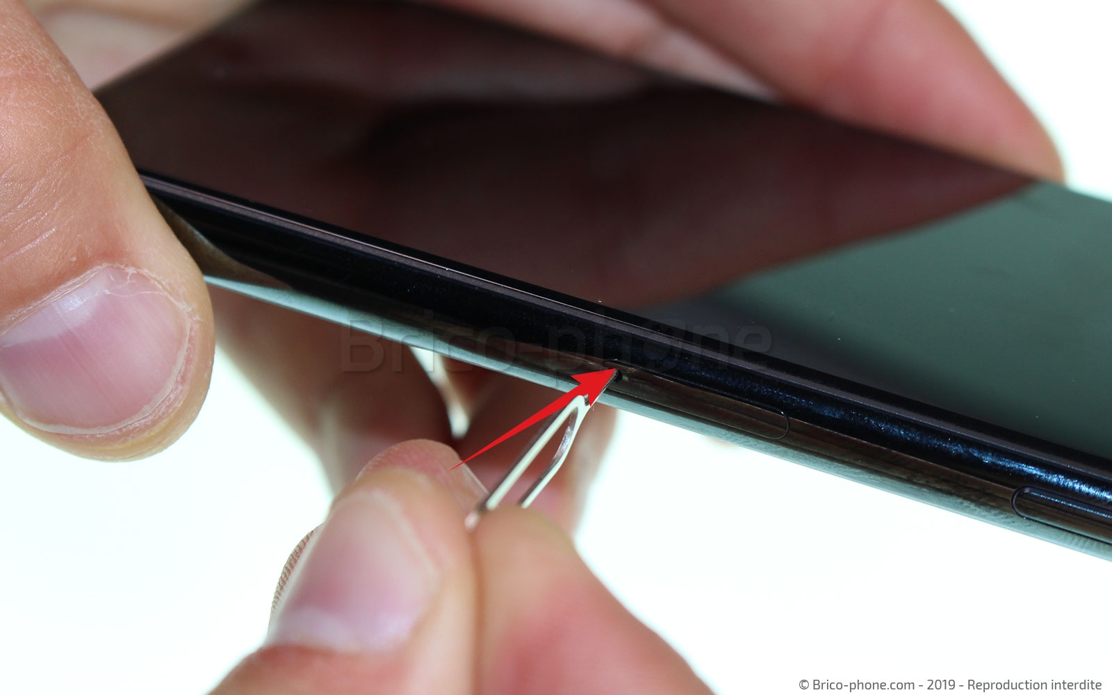 Remplacement de l'écran (vitre+ OLED) sur iPhone 11 Pro photo 2