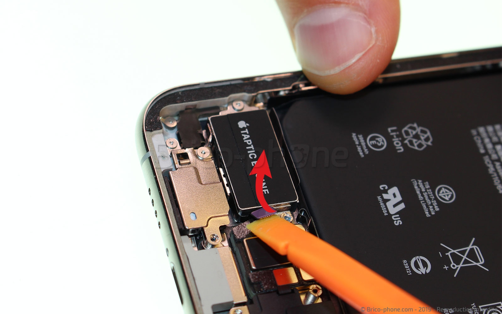Remplacer le connecteur de charge  sur iPhone 11 Pro Max photo 2