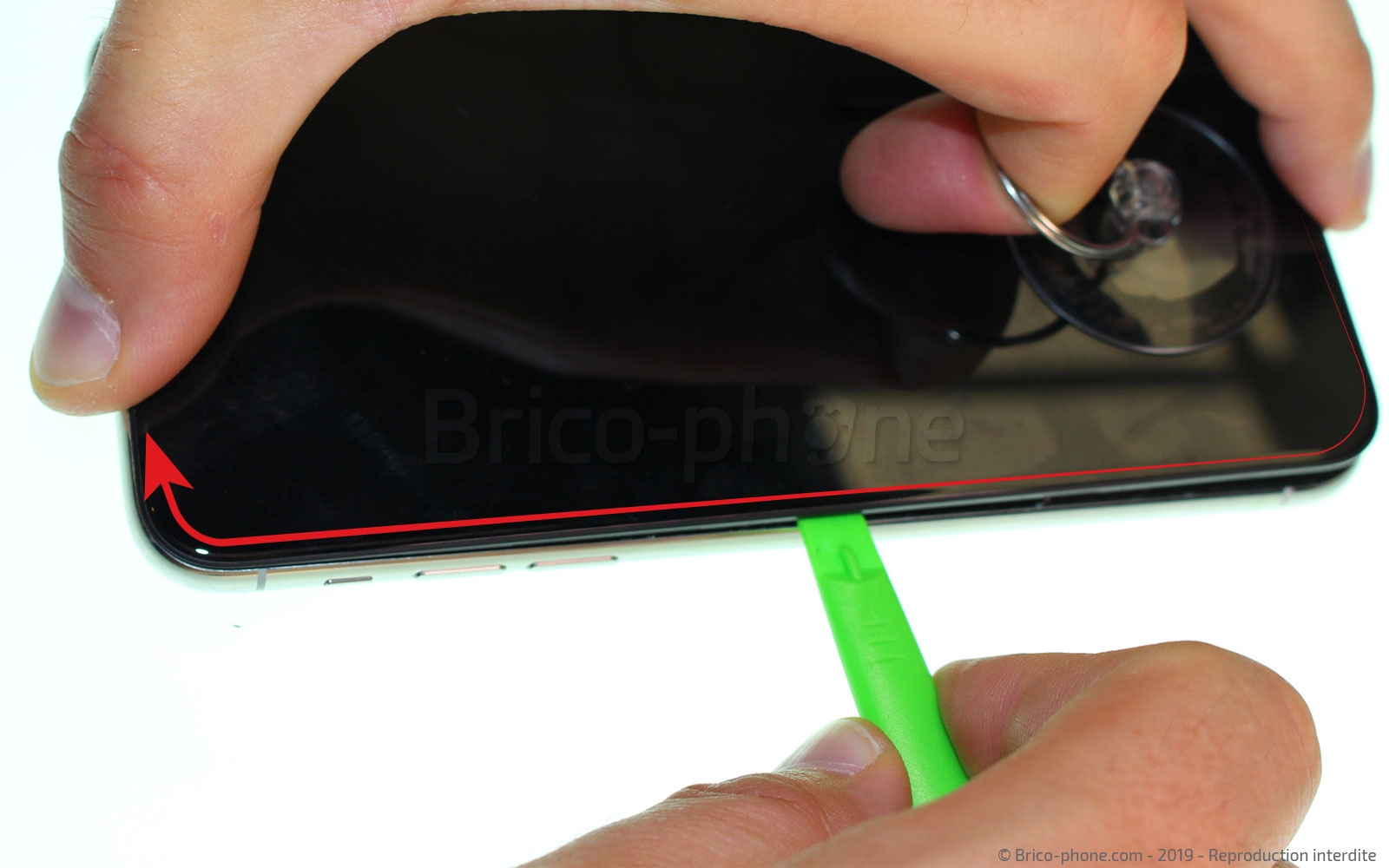 Remplacer le connecteur de charge  sur iPhone 11 Pro Max photo 1