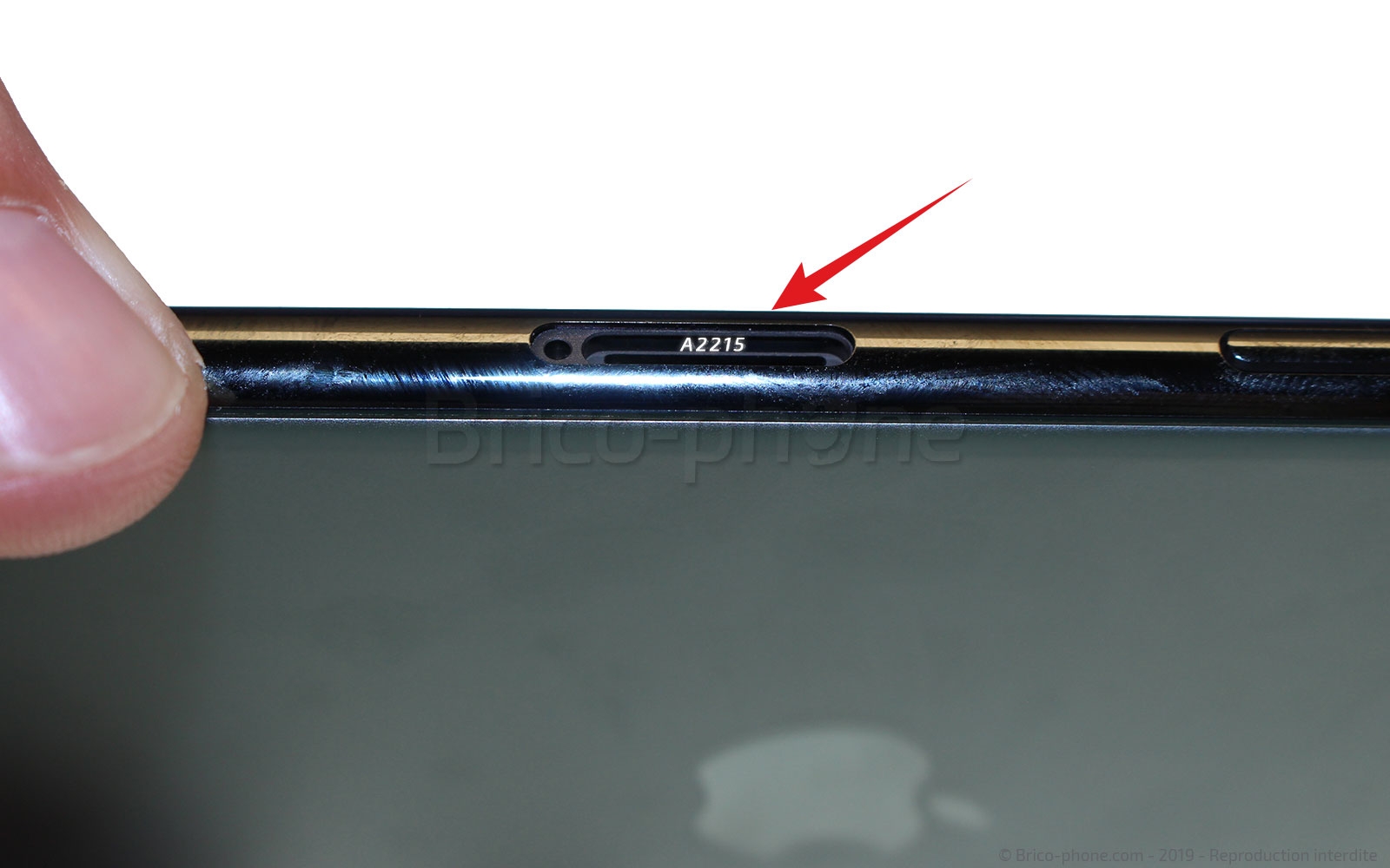 Changement du connecteur de charge sur iPhone 11 Pro photo 4