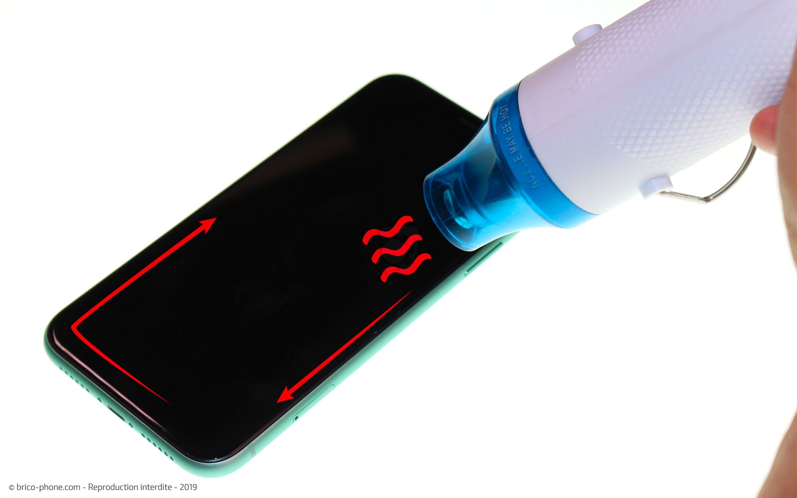 Remplacement du vibreur Taptic Engine sur iPhone 11 photo 1