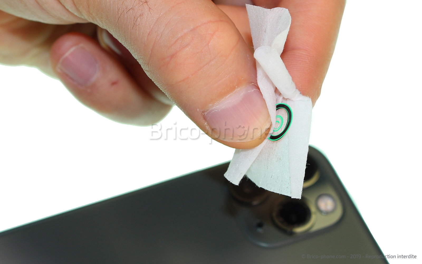 Changement de lentilles de la triple caméra sur iPhone 11 Pro photo 1