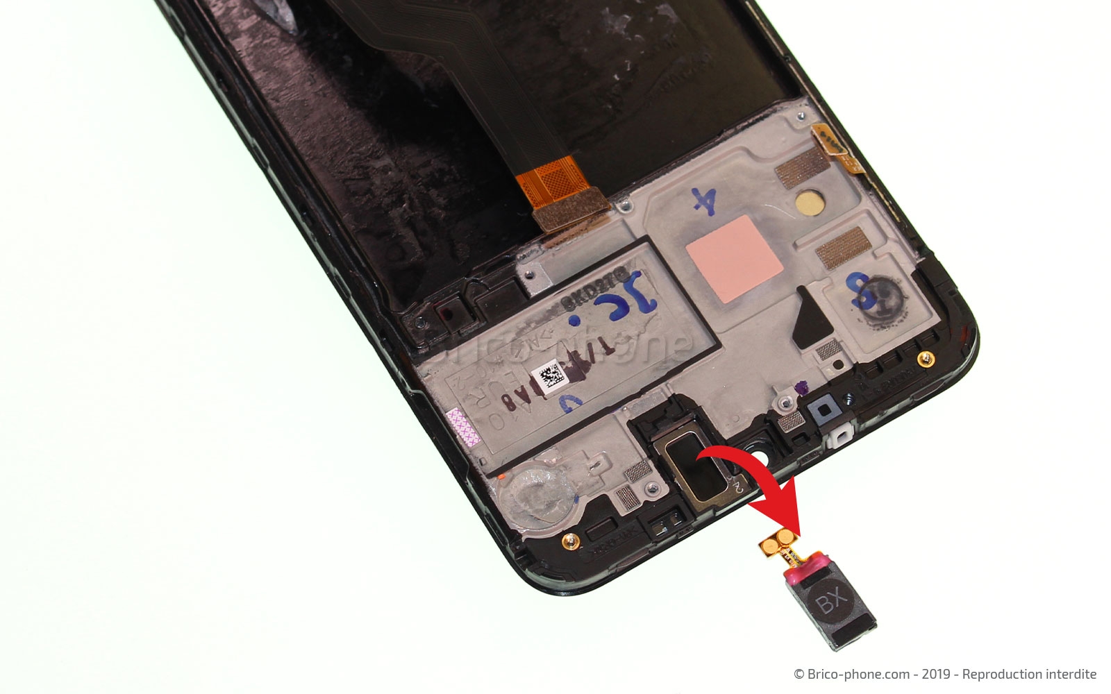 Changement du bloc écran pré-monté sur châssis sur Galaxy A10 photo 4