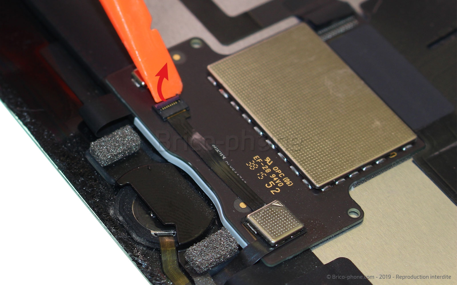 Changement de l'écran (vitre et LCD) sur iPad Pro 12-9 2015 photo 2