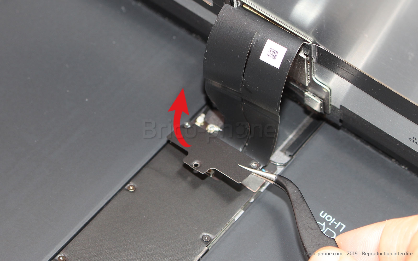 Changement de l'écran (vitre et LCD) sur iPad Pro 12-9 2015 photo 2