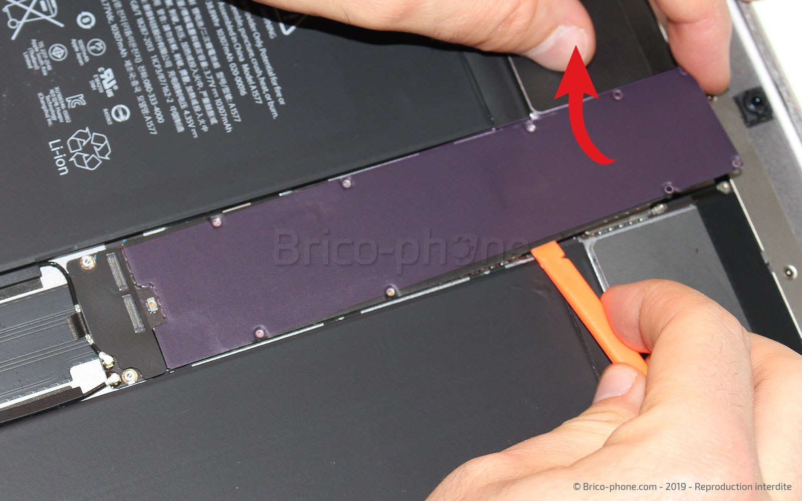 Changement de la batterie sur iPad Pro 12-9 2015 photo 2