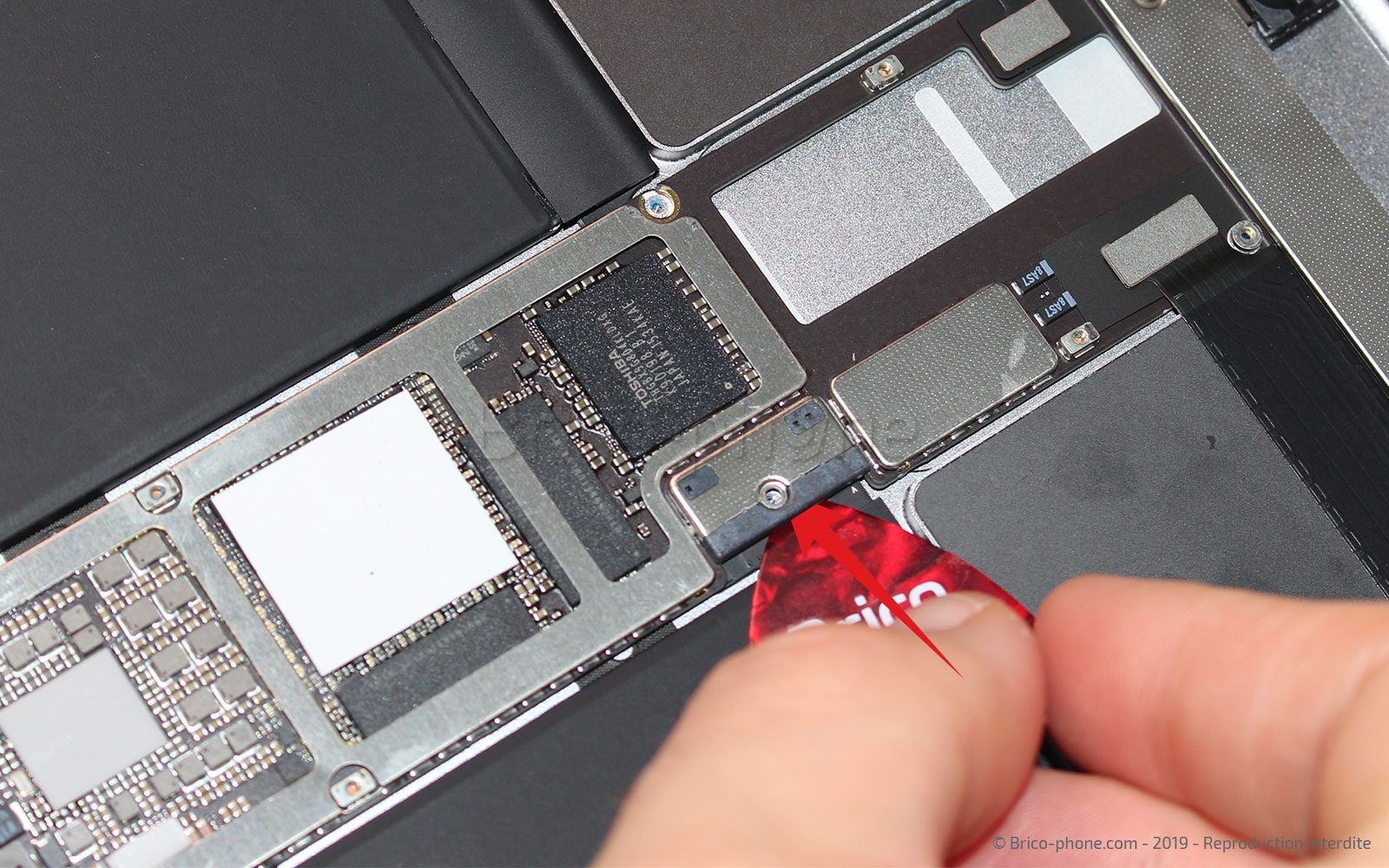 Changement de la batterie sur iPad Pro 12-9 2015 photo 2