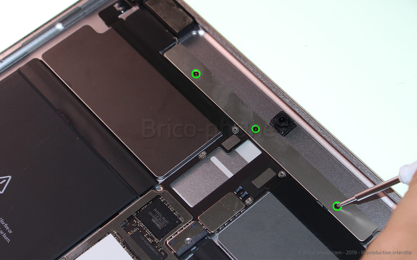 Changement de la batterie sur iPad Pro 12-9 2015 photo 1