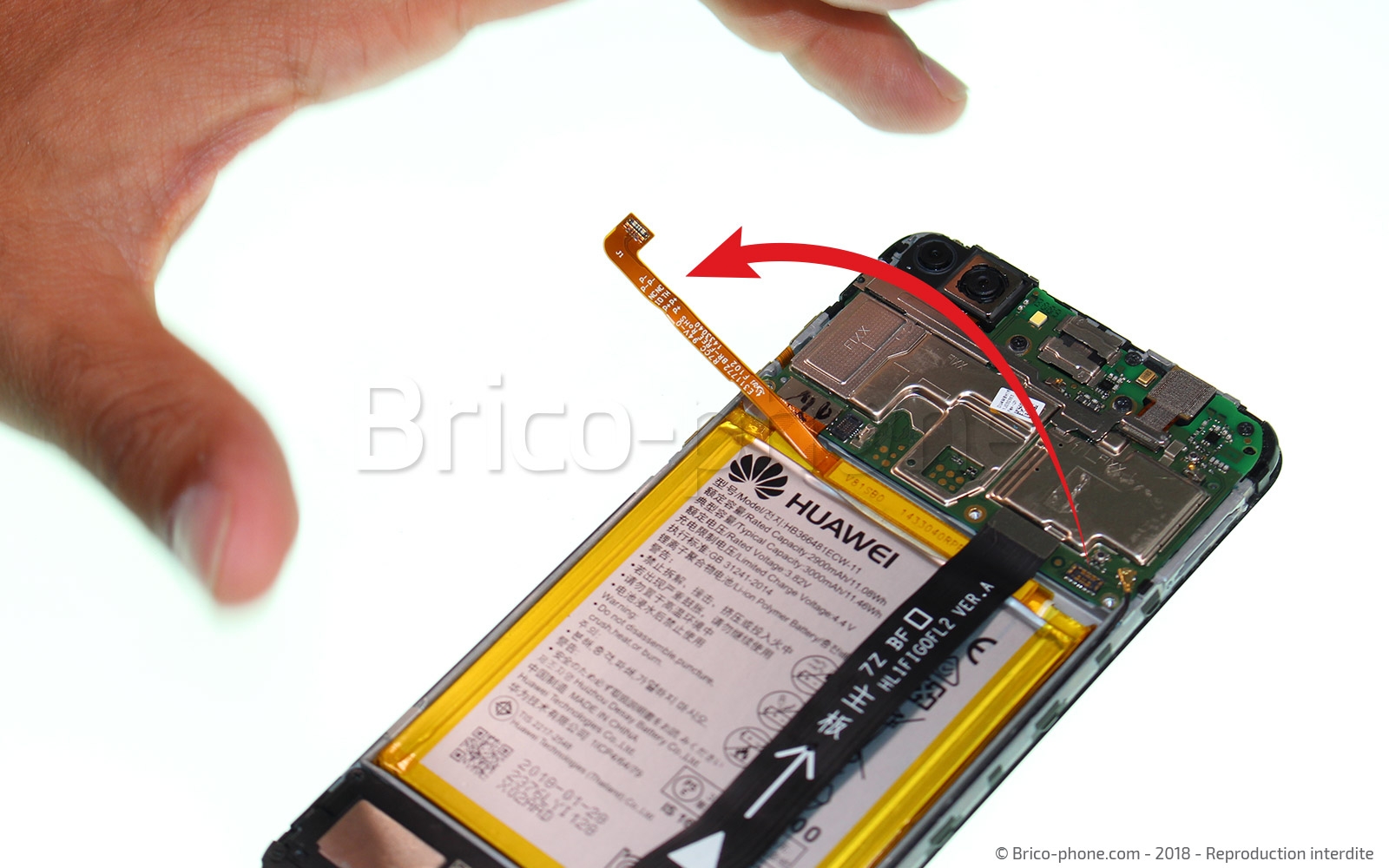 Changement d'écran (vitre+LCD+batterie) sur P Smart 2018 photo 4