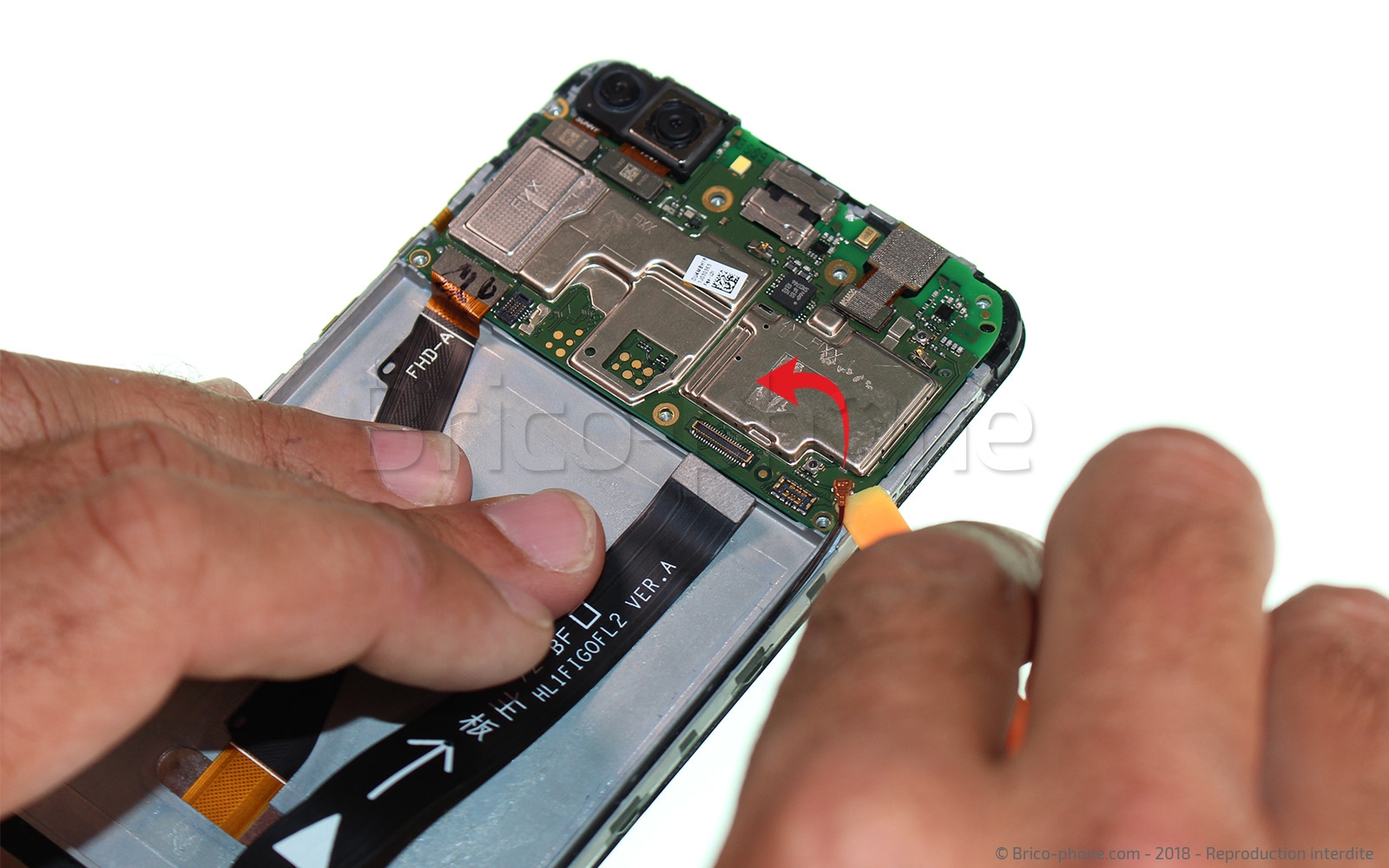 Changement d'écran (vitre+LCD+batterie) sur P Smart 2018 photo 2