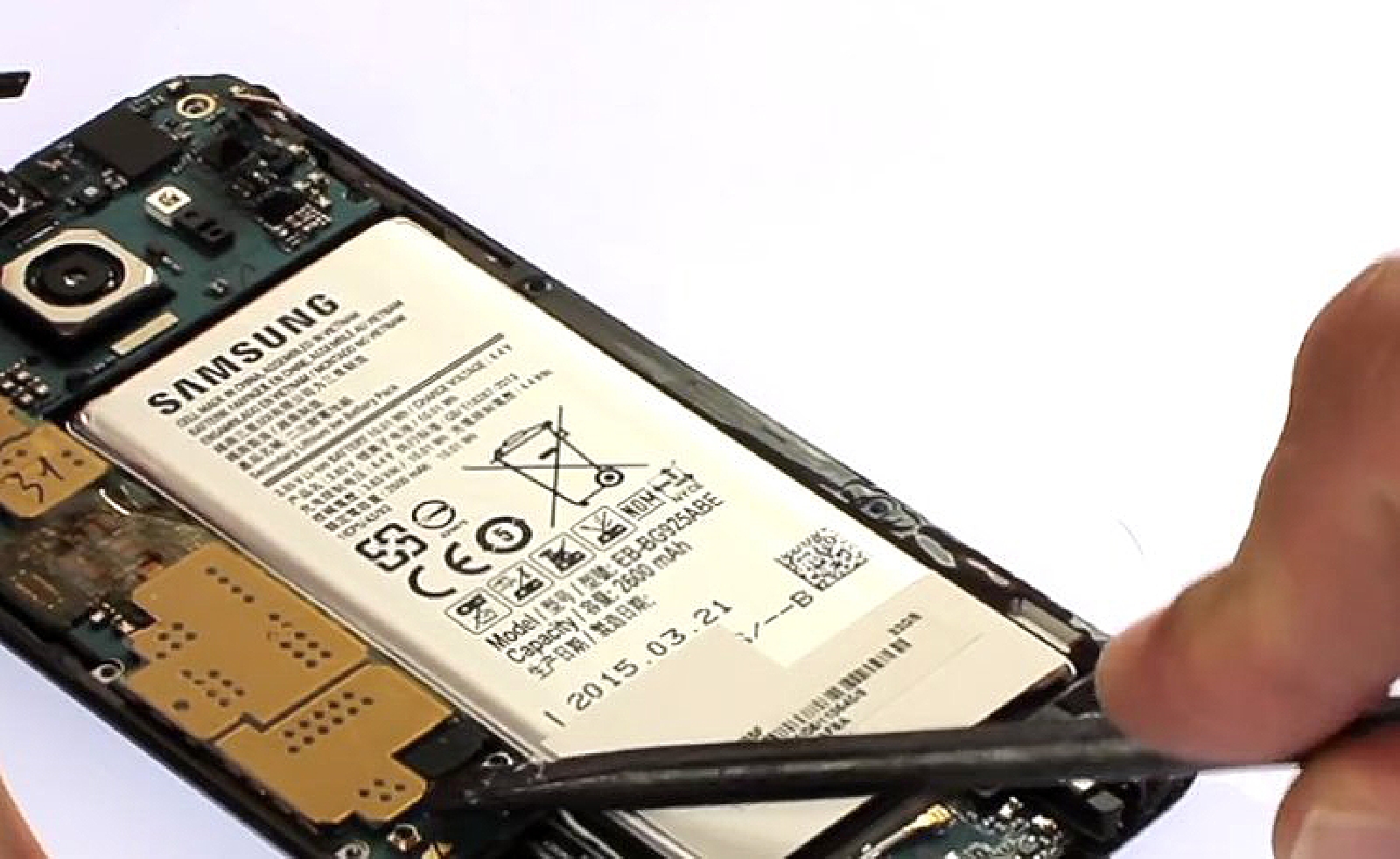 Changement du connecteur de charge et prise jack sur Galaxy S6 Edge photo 1