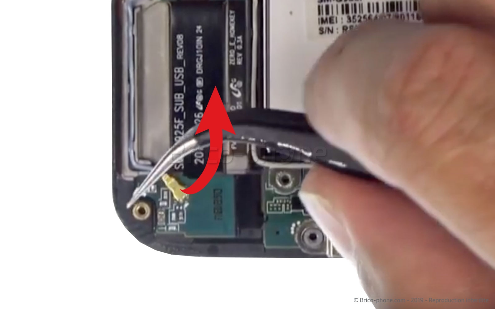 Changement du connecteur de charge et prise jack sur Galaxy S6 Edge photo 2