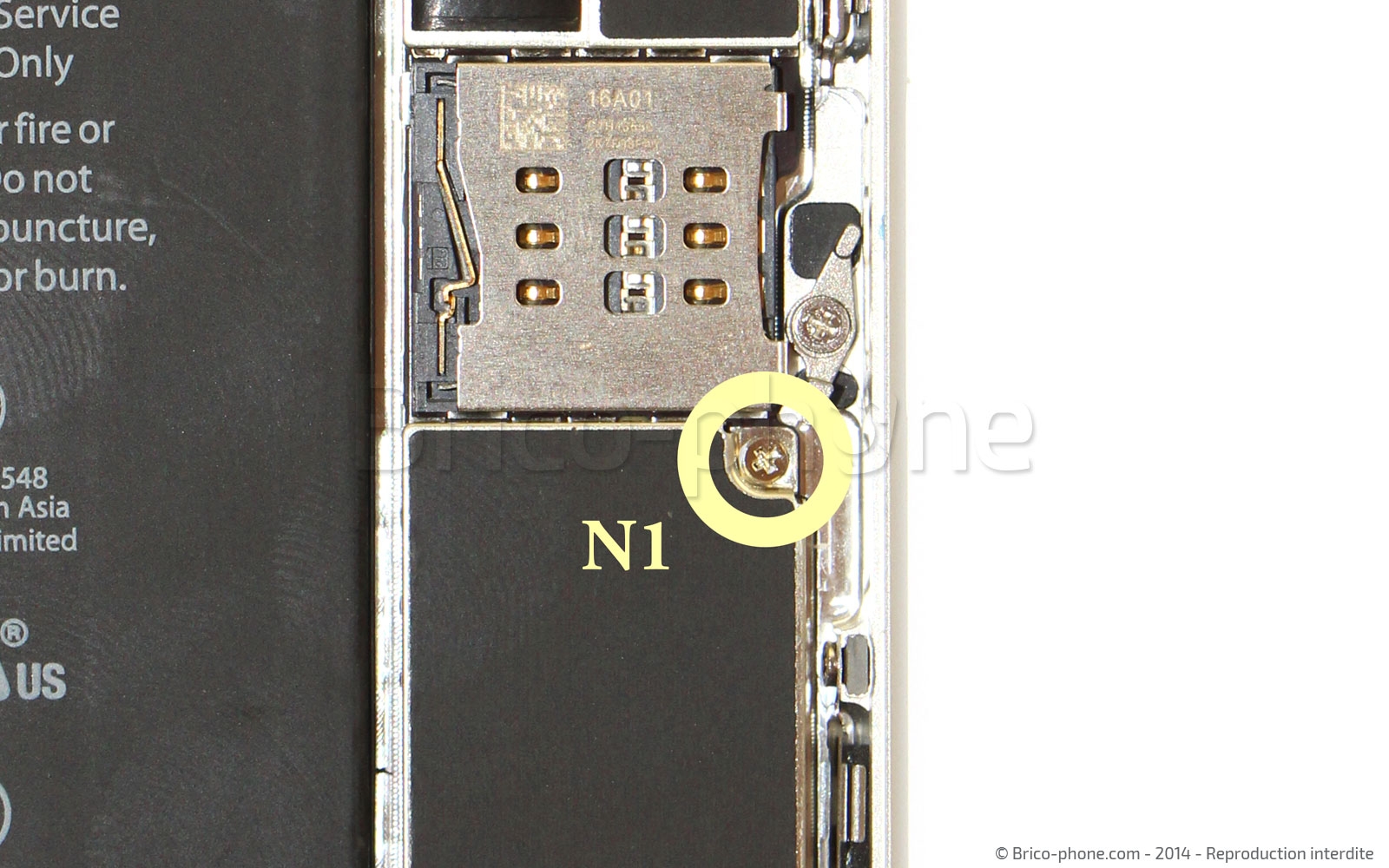 Changement de nappe bouton Power et flash sur iPhone 6 photo 1