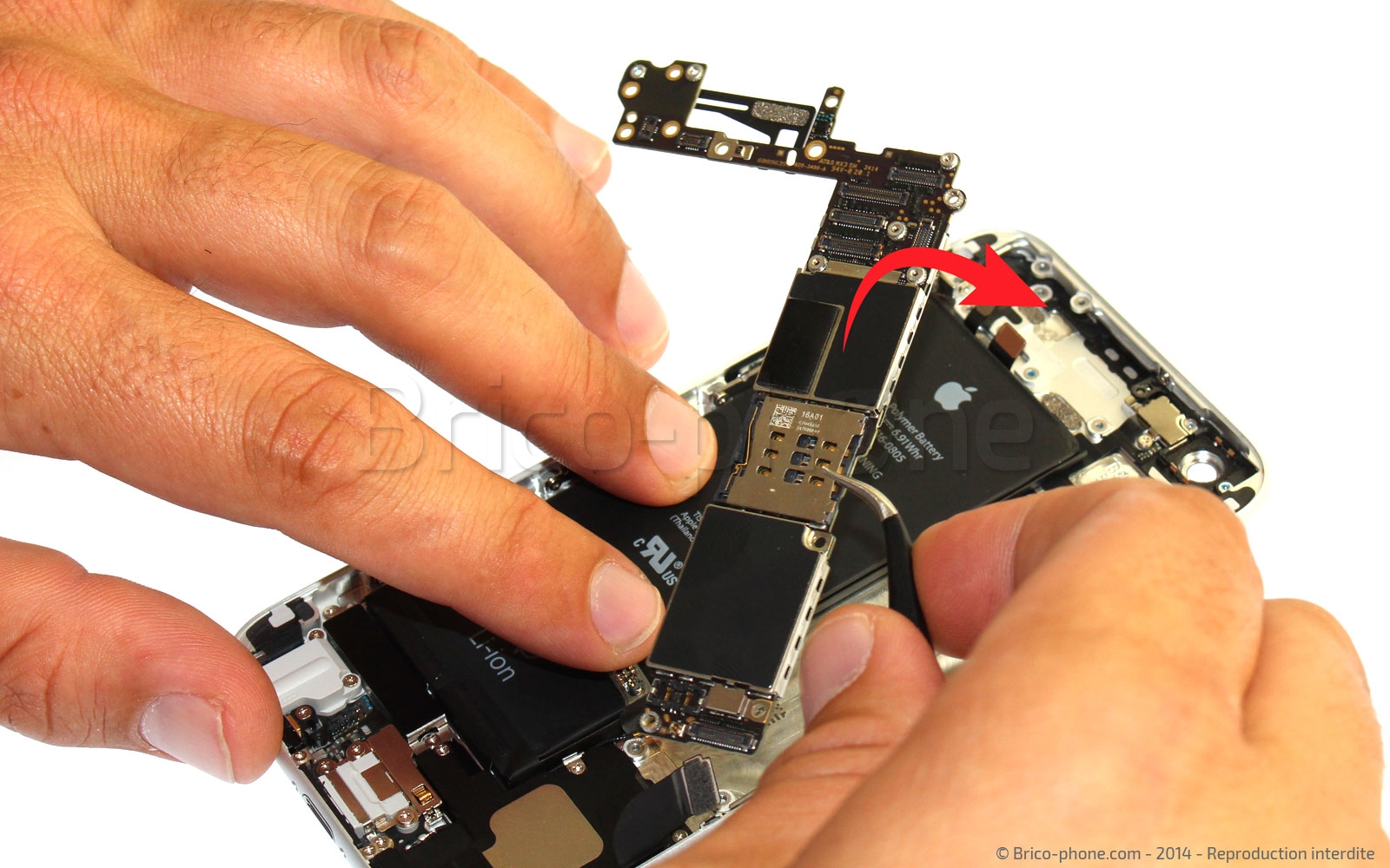 Changement de nappe bouton Power et flash sur iPhone 6 photo 4