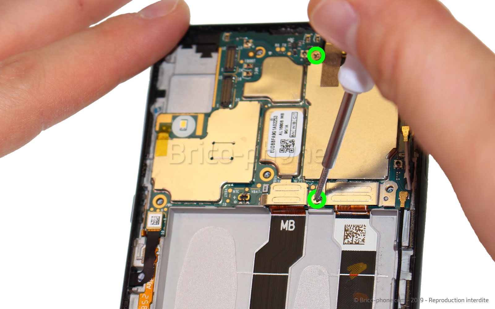 Démontage complet sur Xperia L3 - L3 Dual photo 1
